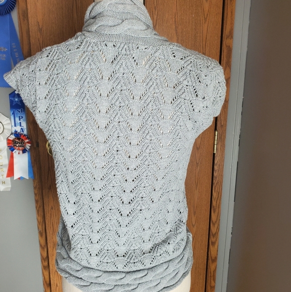 Cardigan - Picture 2 of 2
